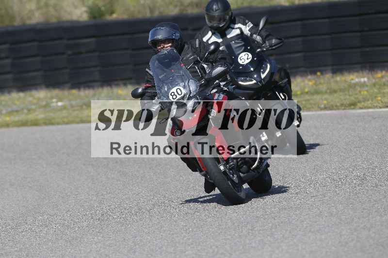 /01 02.04.2026 MAZ ADR/Gruppe gelb Gruppe gruen/80